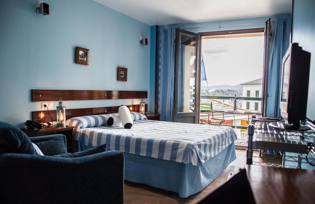 Hotel A. G. Porcillan Ribadeo Room photo
